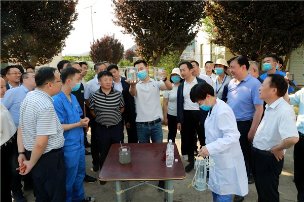 优发国际集团复工复产促增添项目观摩聚会与会职员走进绿色能源公司油气公司水情形公司陕北片区项目