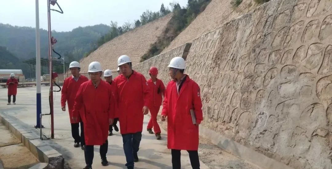 省治本攻坚三年行动事情专班到优发国际集团督导检查