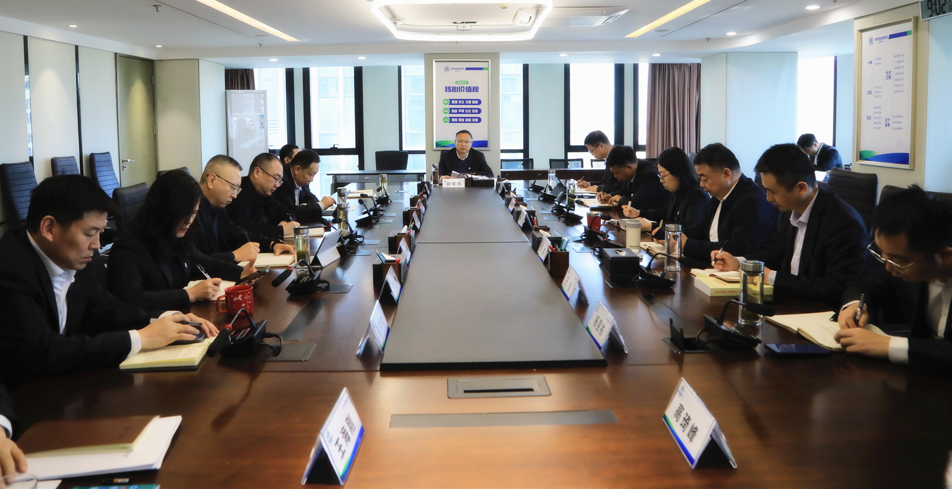 优发国际集团专题转达学习习近平总书记主要讲话和天下两会精神